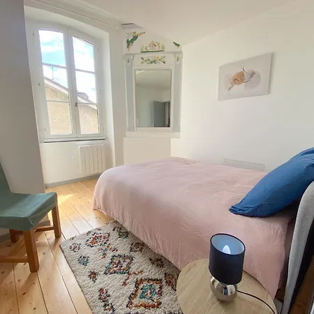 Apartament 2 Ch Au Centre Ville D'Auch - 2Eme Et - Facile Pour Se Garer *