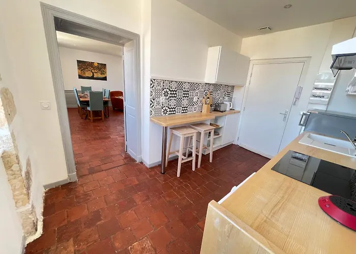 Villaret - Tres Spacieux En Coeur De - 2eme Etage * أوش