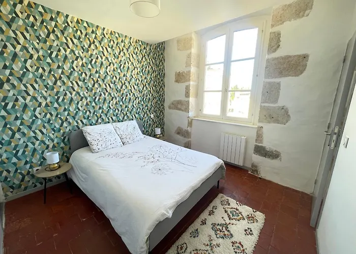 Villaret - Tres Spacieux En Coeur De - 2eme Etage أوش