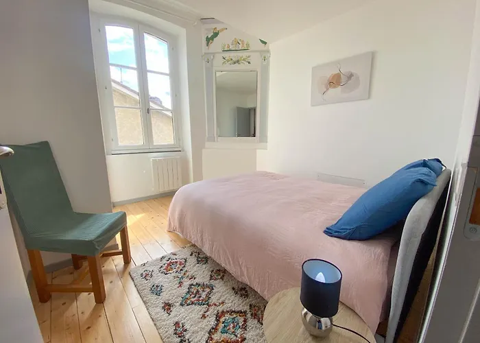 شقة Villaret - Tres Spacieux En Coeur De - 2eme Etage *